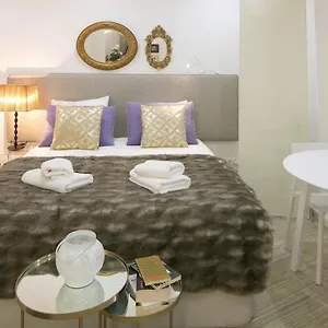 Central Cozy & Near The Subway Apartment Lisbon