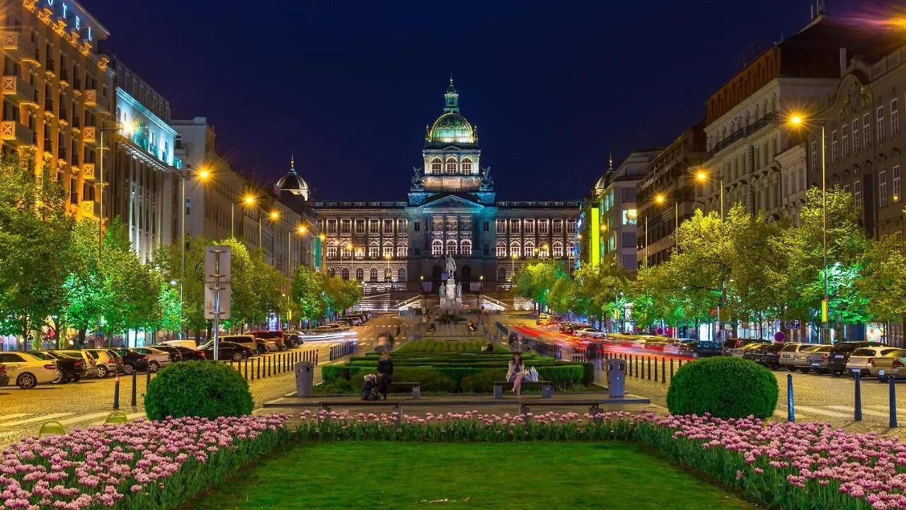 Magnificent King Suite Praga Apartament