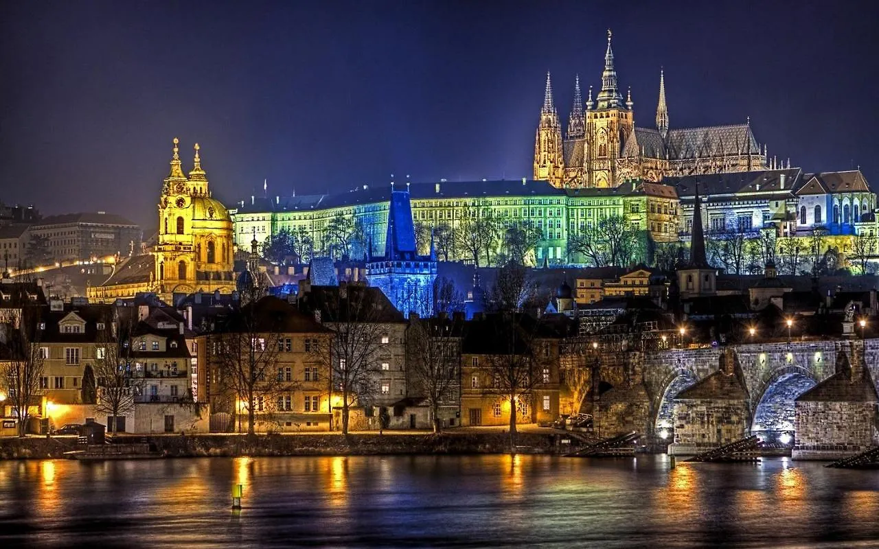 Apartament Magnificent King Suite Praga